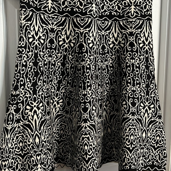 Brand New Very Warm Dress - XXL - Picture 2 of 7